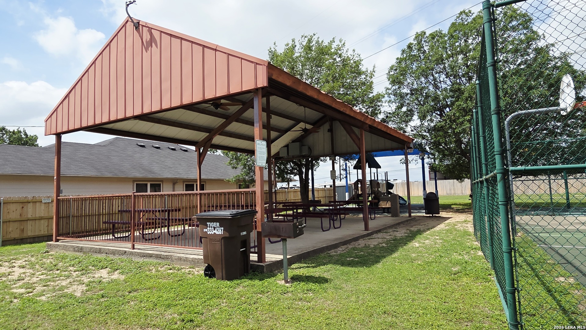 402 Empresario San Antonio TX 78253