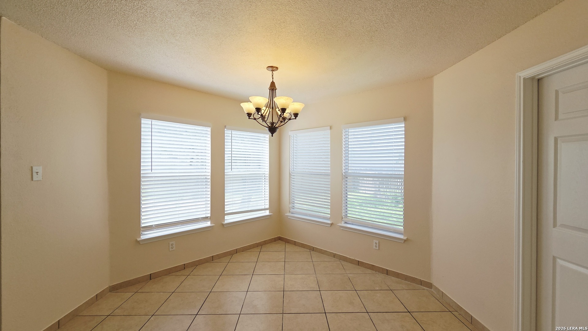 402 Empresario San Antonio TX 78253