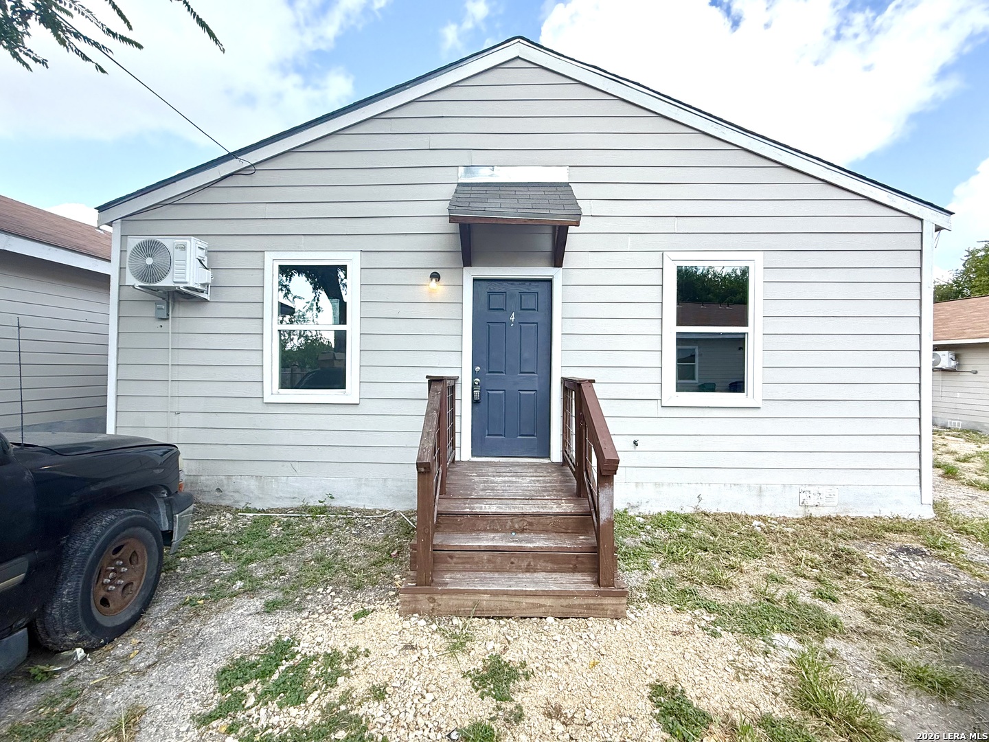 2702 Observation Drive (FRONT) San Antonio TX 78227
