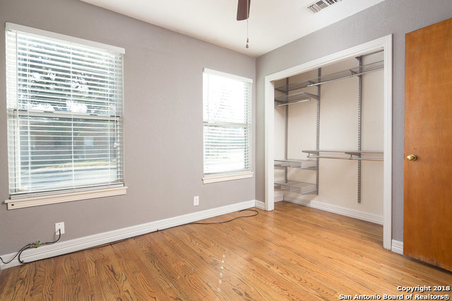 303 Schmeltzer San Antonio TX 78213