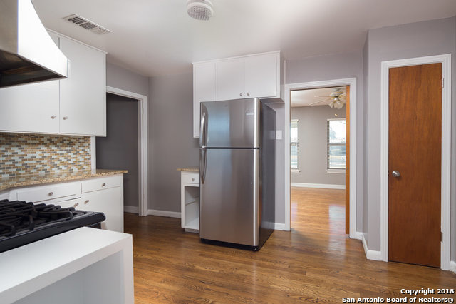 303 Schmeltzer San Antonio TX 78213
