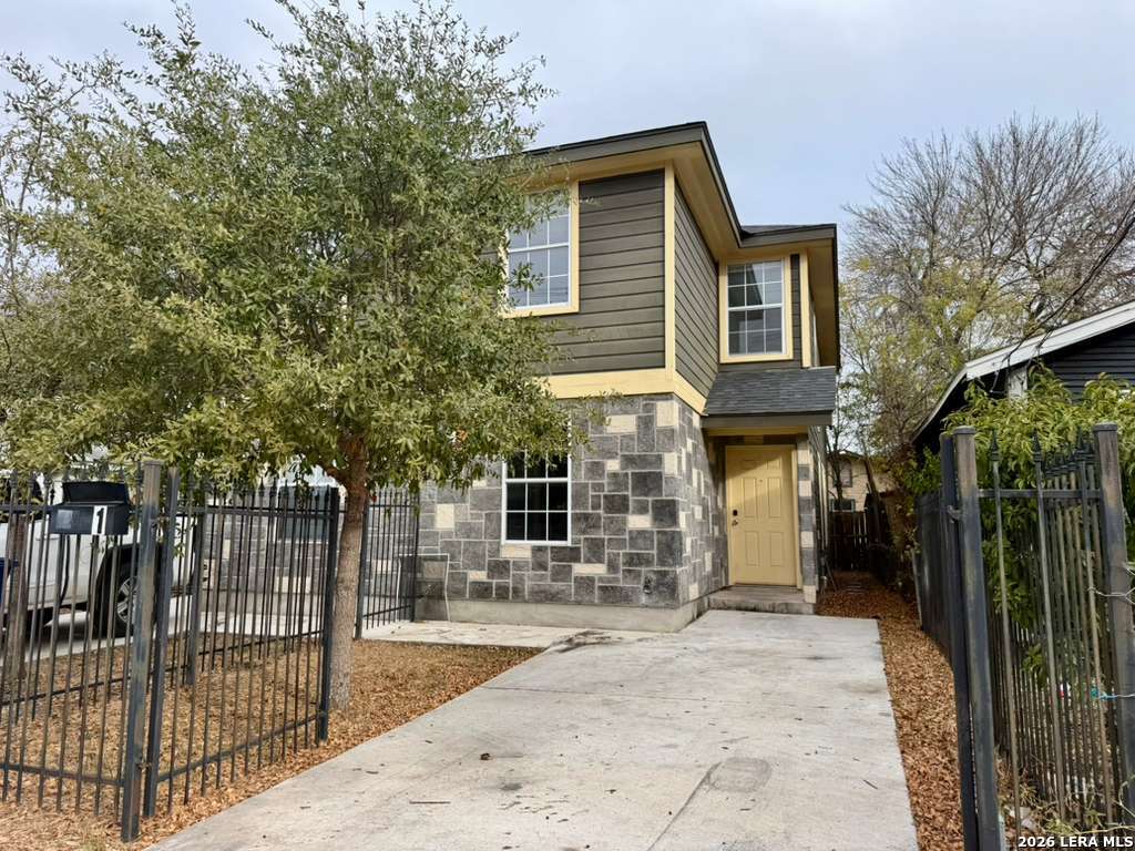 3107 W Travis San Antonio TX 78207