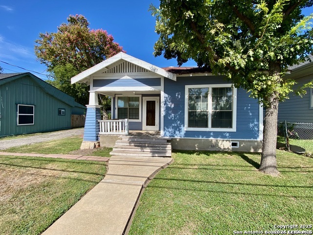 2213 N Flores San Antonio TX 78212
