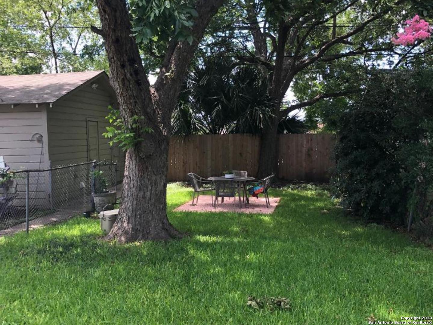 420 Bryn Mawr Drive San Antonio TX 78209