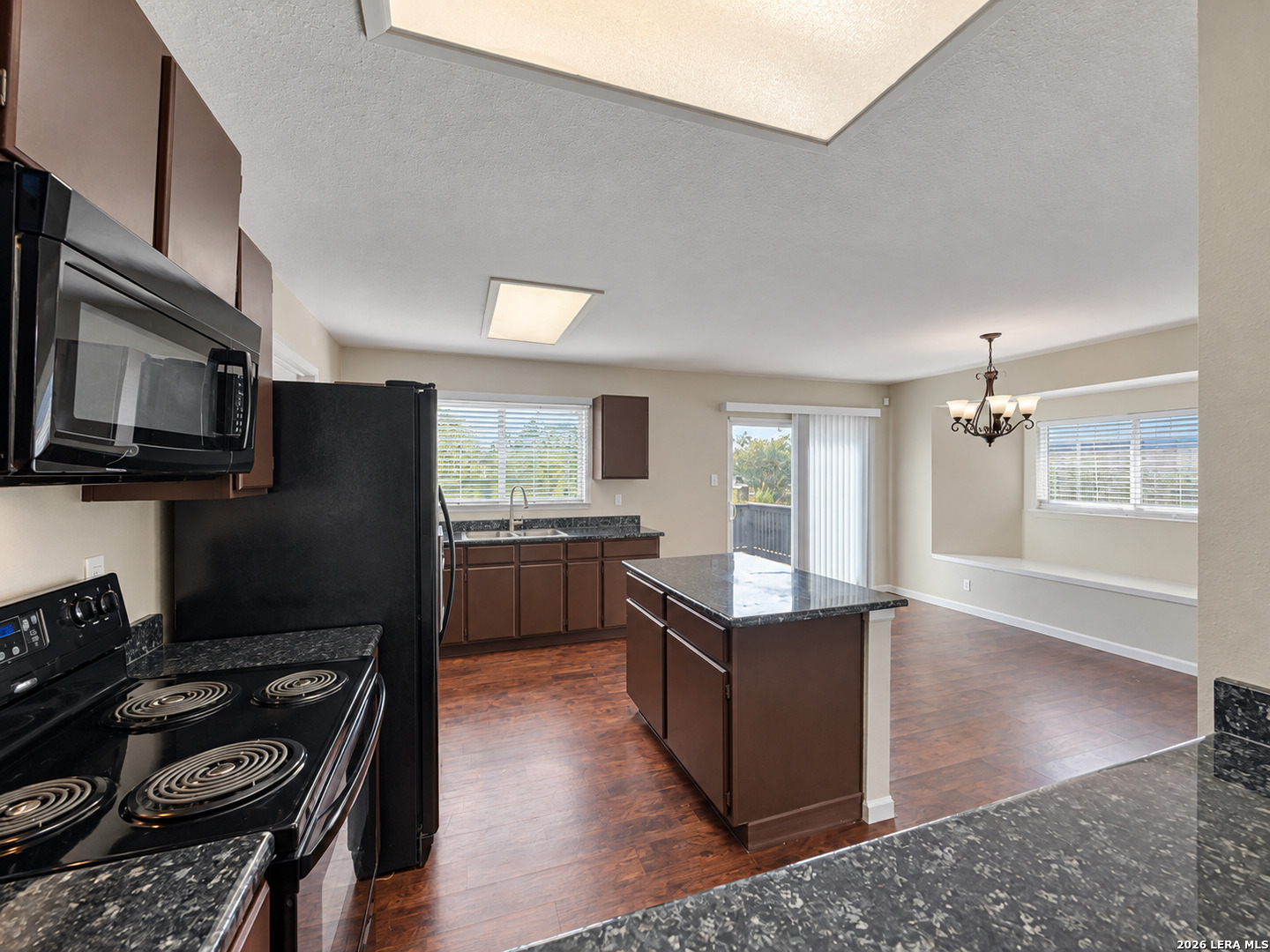 10443 Pine Glade San Antonio TX 78245