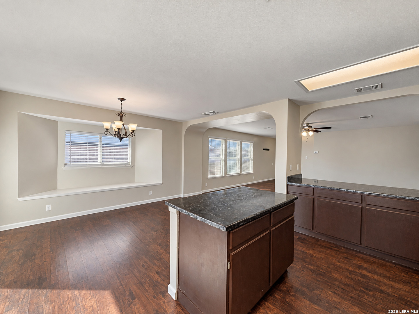 10443 Pine Glade San Antonio TX 78245