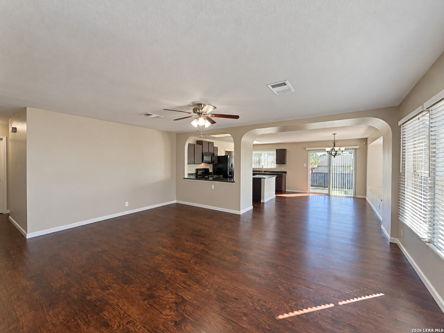 10443 Pine Glade San Antonio TX 78245