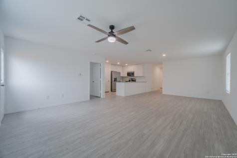 2737 Green Finch New Braunfels TX 78130