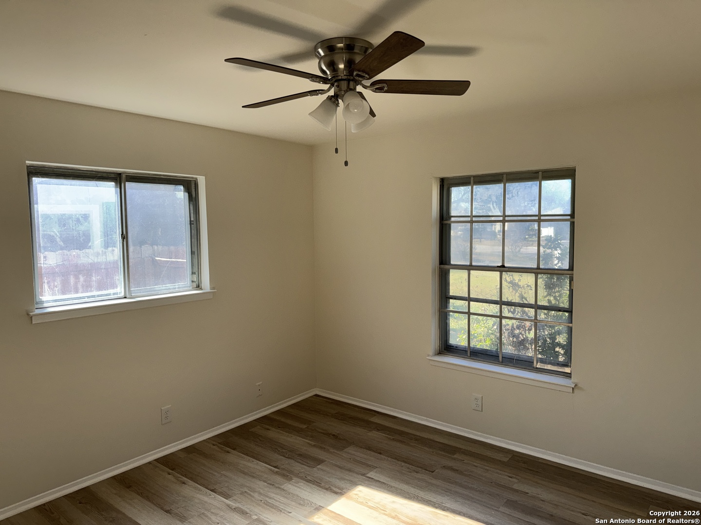 8816 Oakbrook San Antonio TX 78221