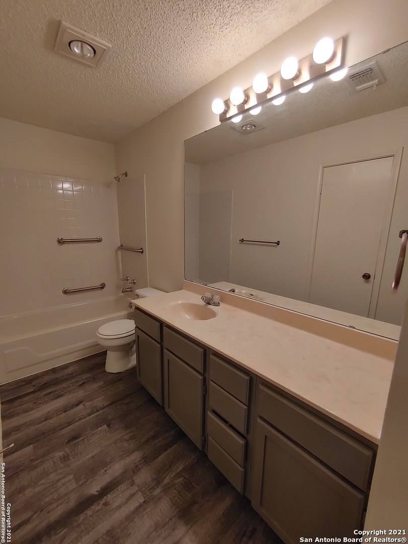 6316 Cambridge San Antonio TX 78218