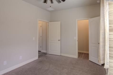 1306 Begonia San Antonio TX 78245