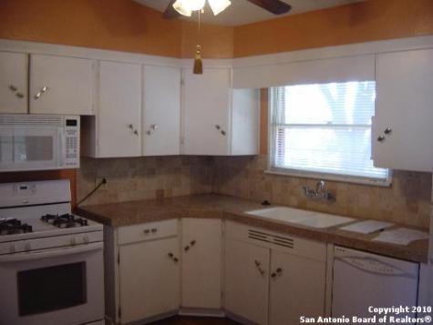 454 Sharon Drive San Antonio TX 78216