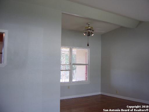 454 Sharon Drive San Antonio TX 78216