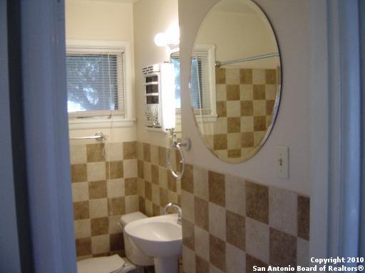 454 Sharon Drive San Antonio TX 78216