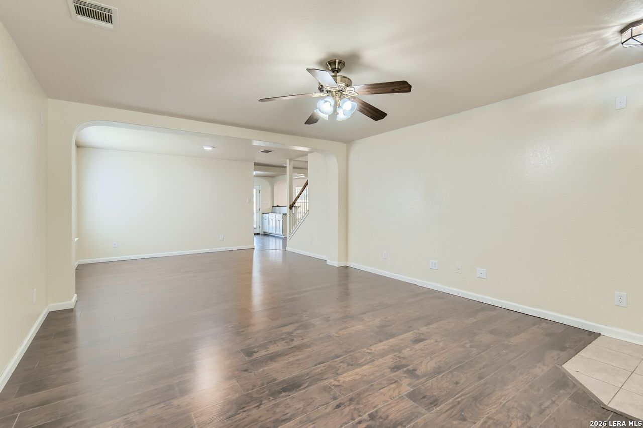 8919 Walnut Springs Universal City TX 78148
