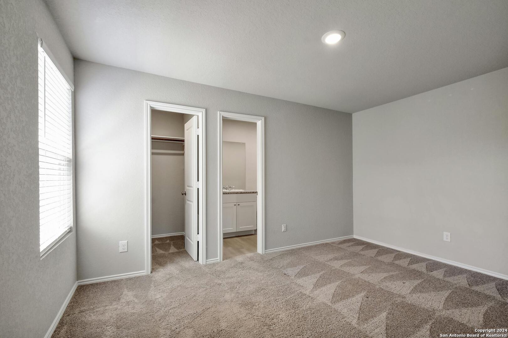 4250 Thalweg Way San Antonio TX 78223