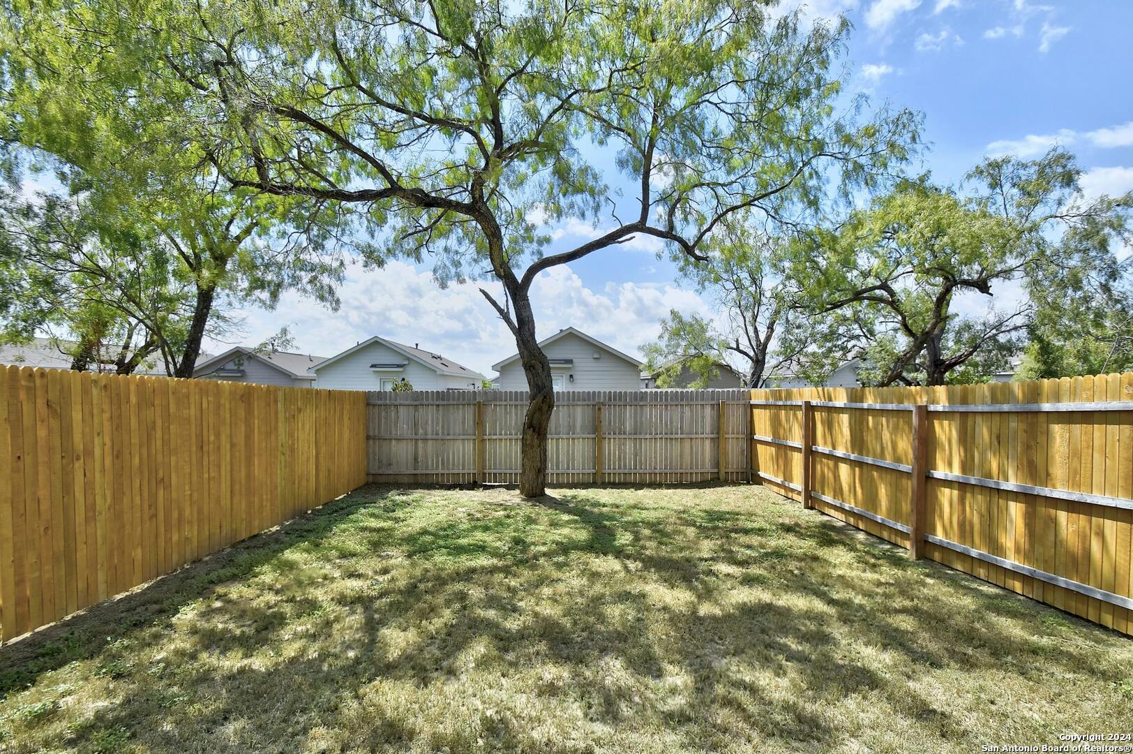 4250 Thalweg Way San Antonio TX 78223