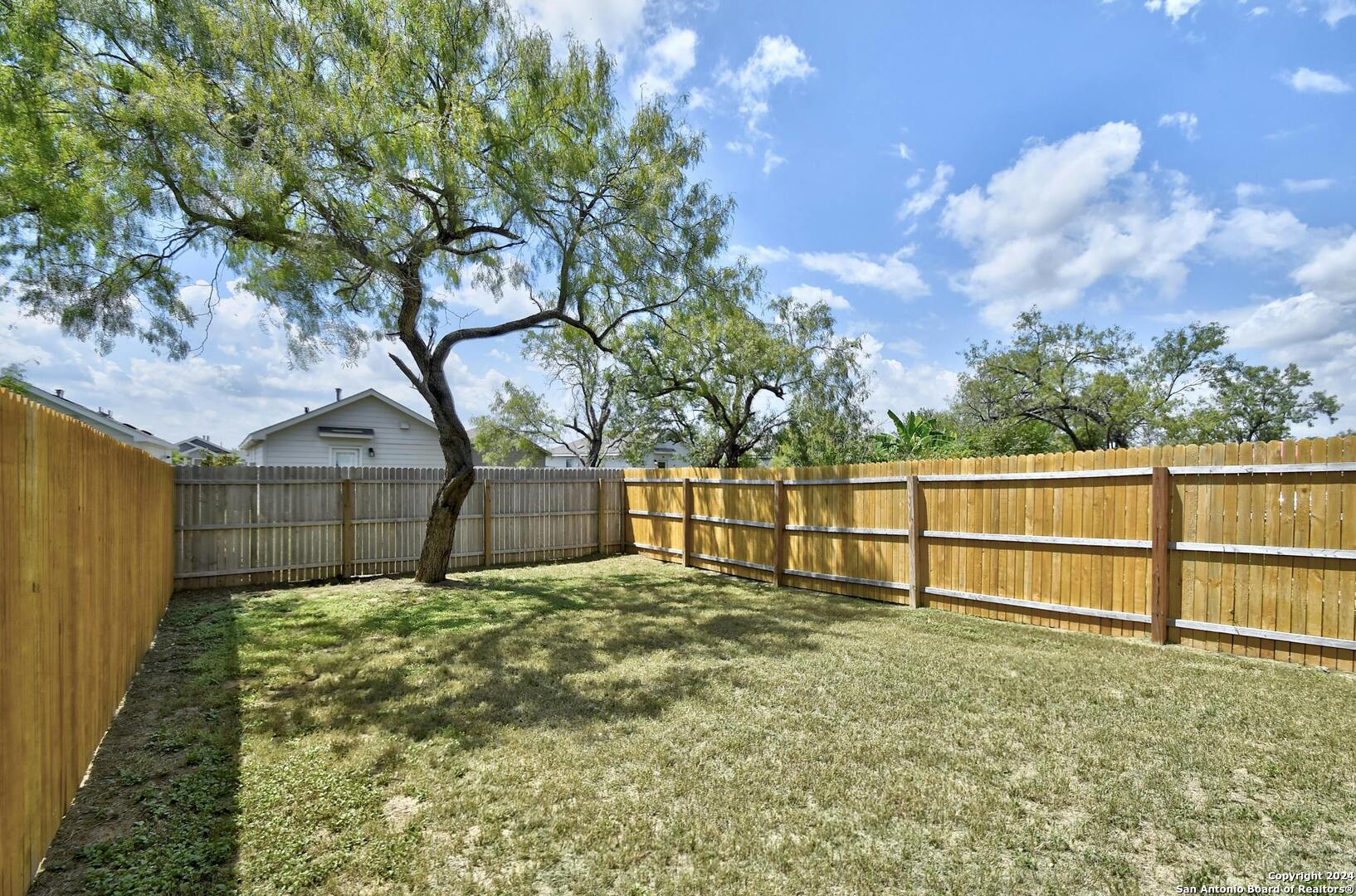 4250 Thalweg Way San Antonio TX 78223