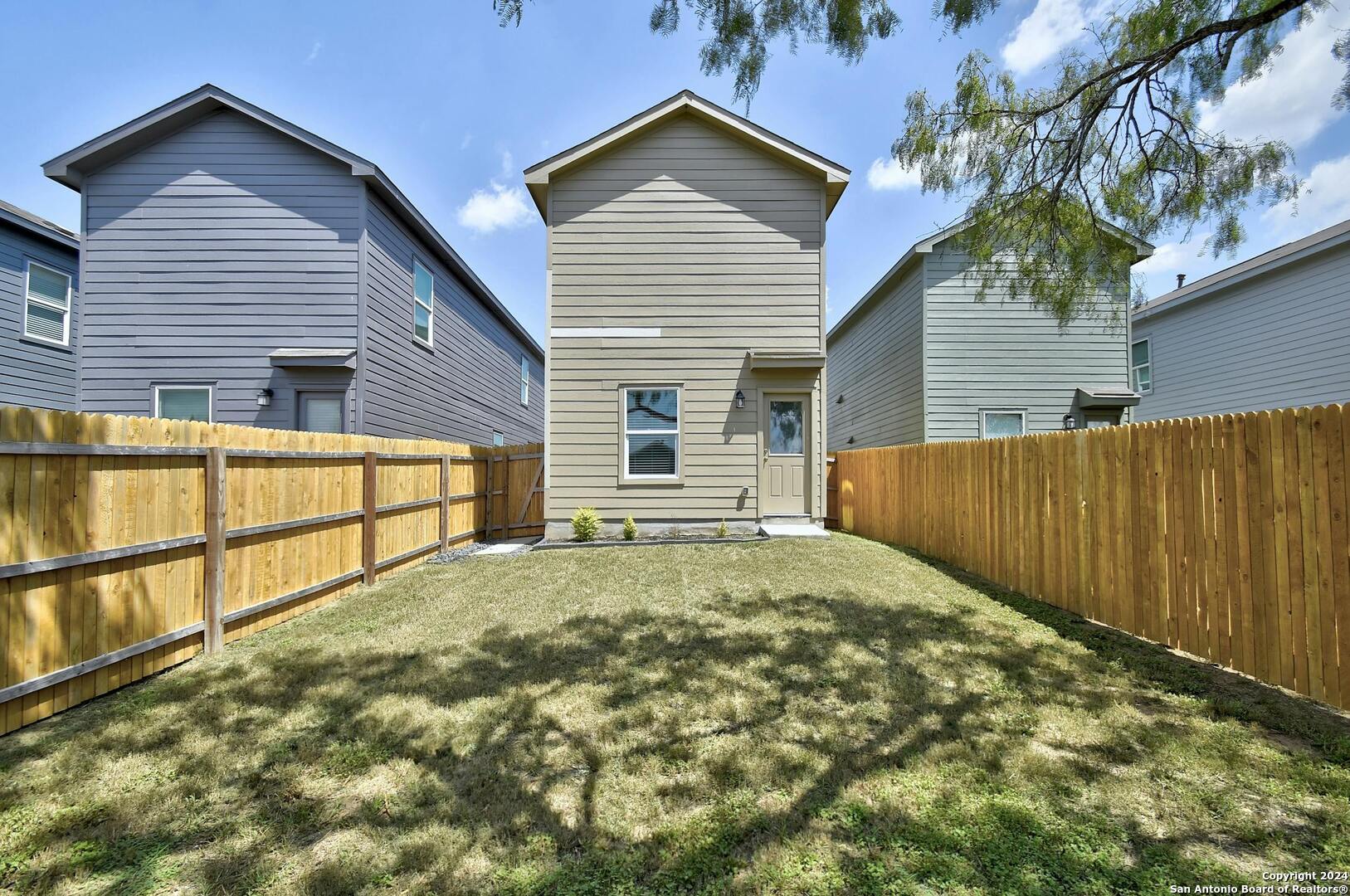 4250 Thalweg Way San Antonio TX 78223