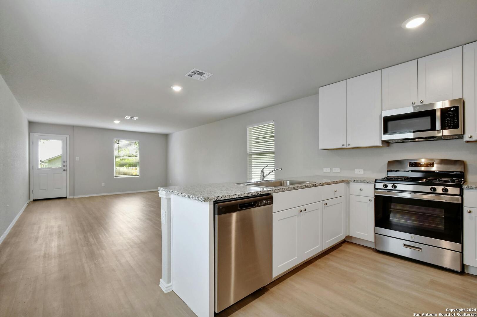 4250 Thalweg Way San Antonio TX 78223