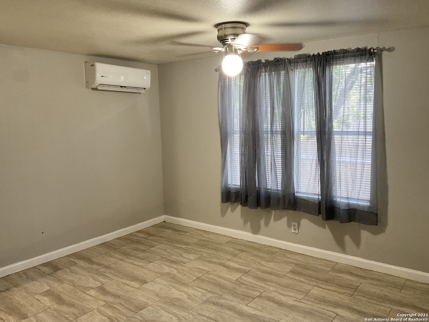 11916 Grapevine Street San Antonio TX 78245
