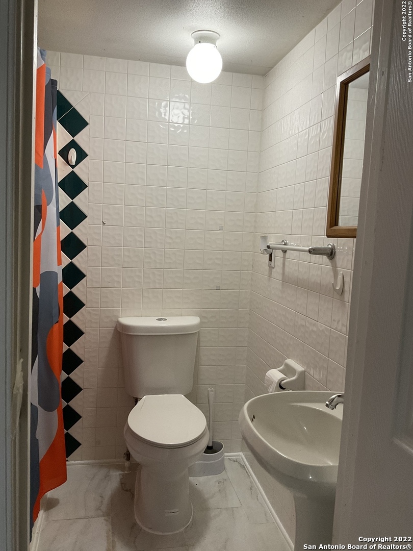 11916 Grapevine Street San Antonio TX 78245