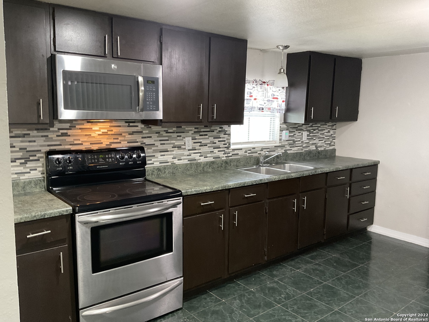 11916 Grapevine Street San Antonio TX 78245