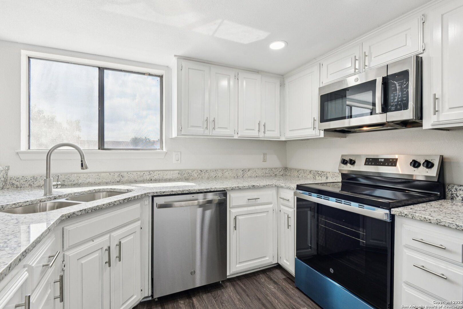 349 Harmony Court San Antonio TX 78217