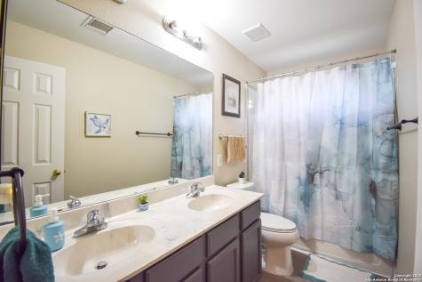 222 Tapwood Lane Cibolo TX 78108