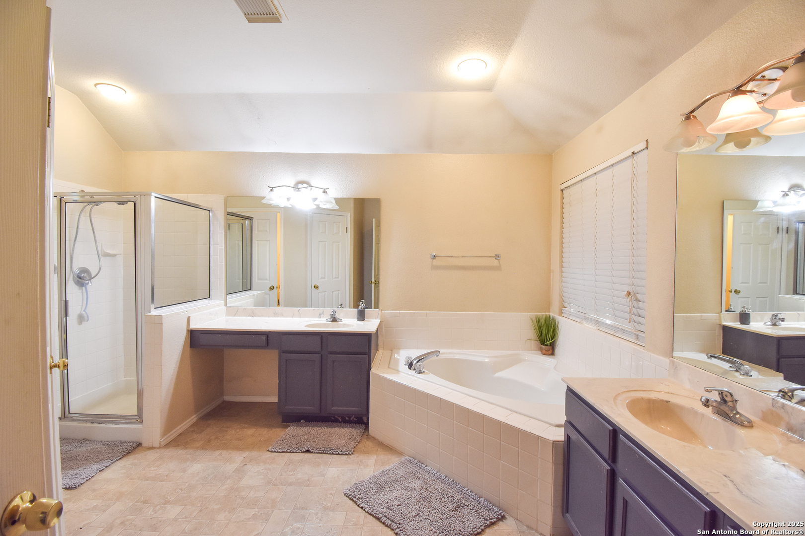 222 Tapwood Lane Cibolo TX 78108