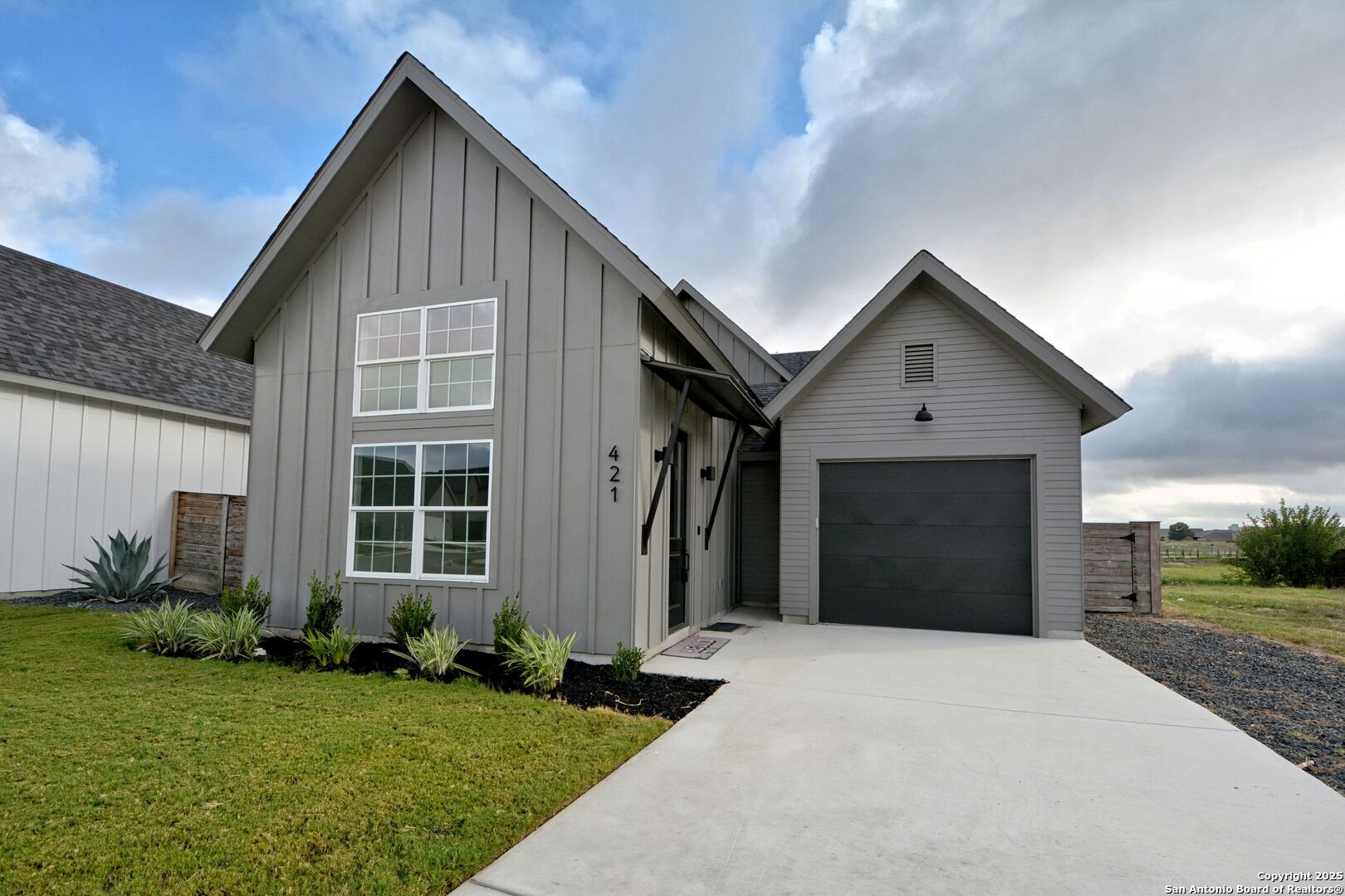 421 Constance Drive New Braunfels TX 78130