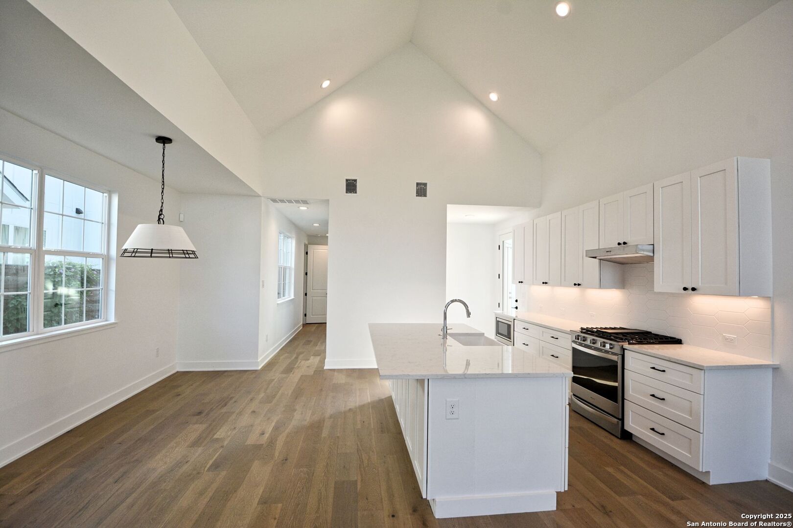 421 Constance Drive New Braunfels TX 78130