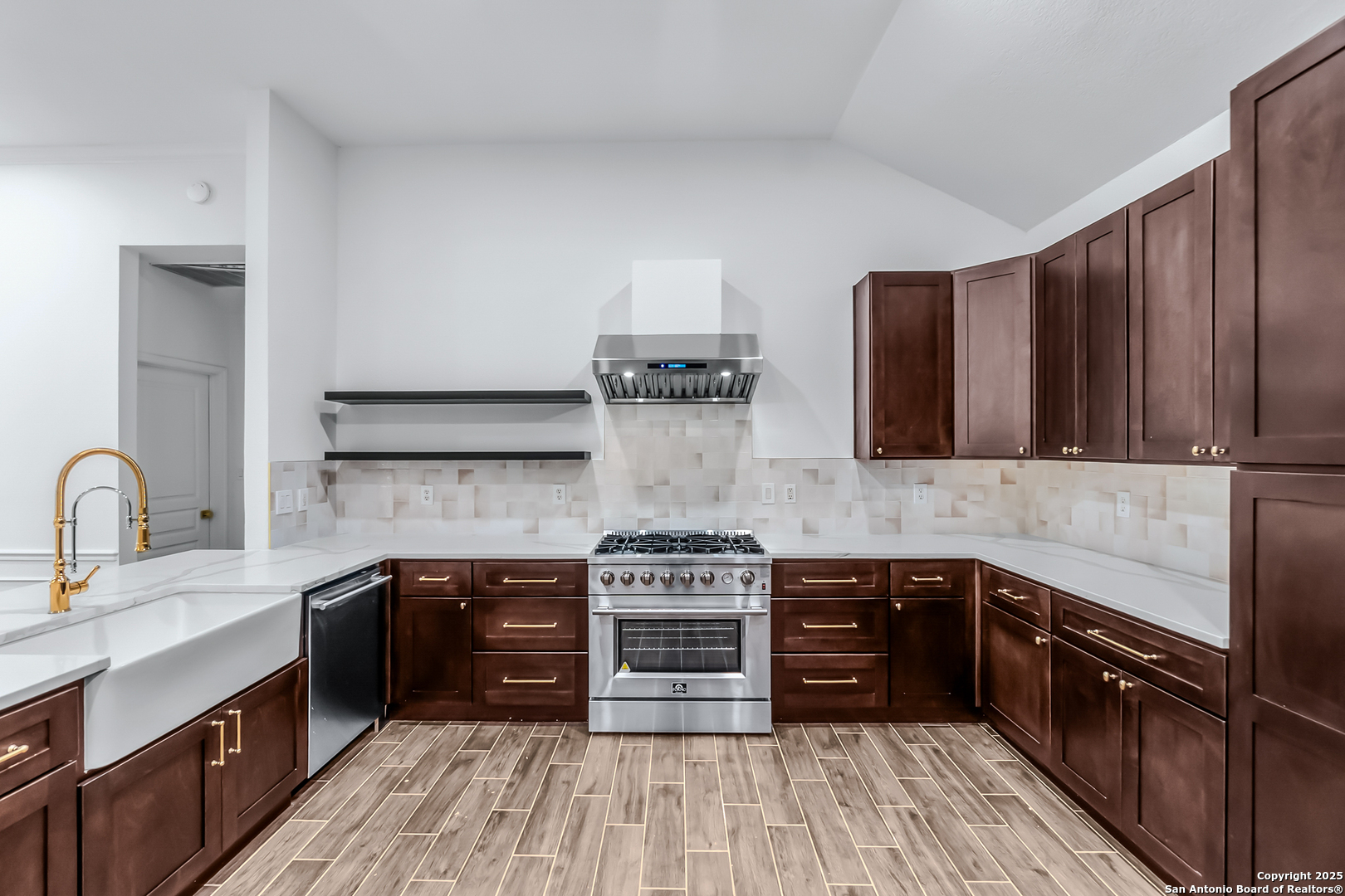 111 Westwood Way San Antonio TX 78218