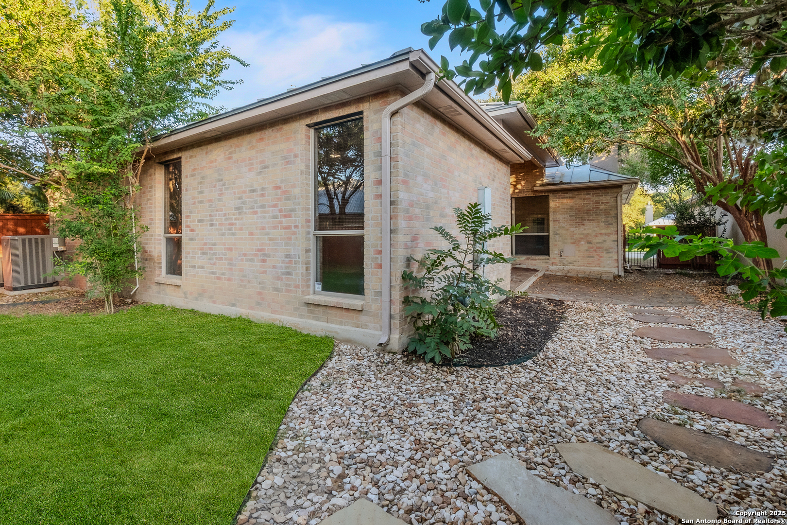 111 Westwood Way San Antonio TX 78218