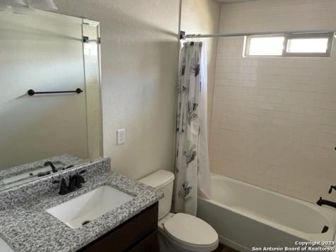 10317 Lynwood Village San Antonio TX 78245