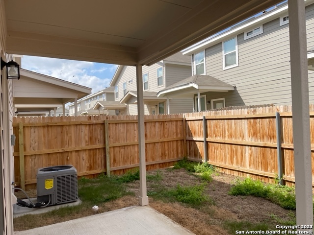 10317 Lynwood Village San Antonio TX 78245