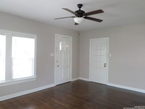 1706 Texas Avenue San Antonio TX 78201