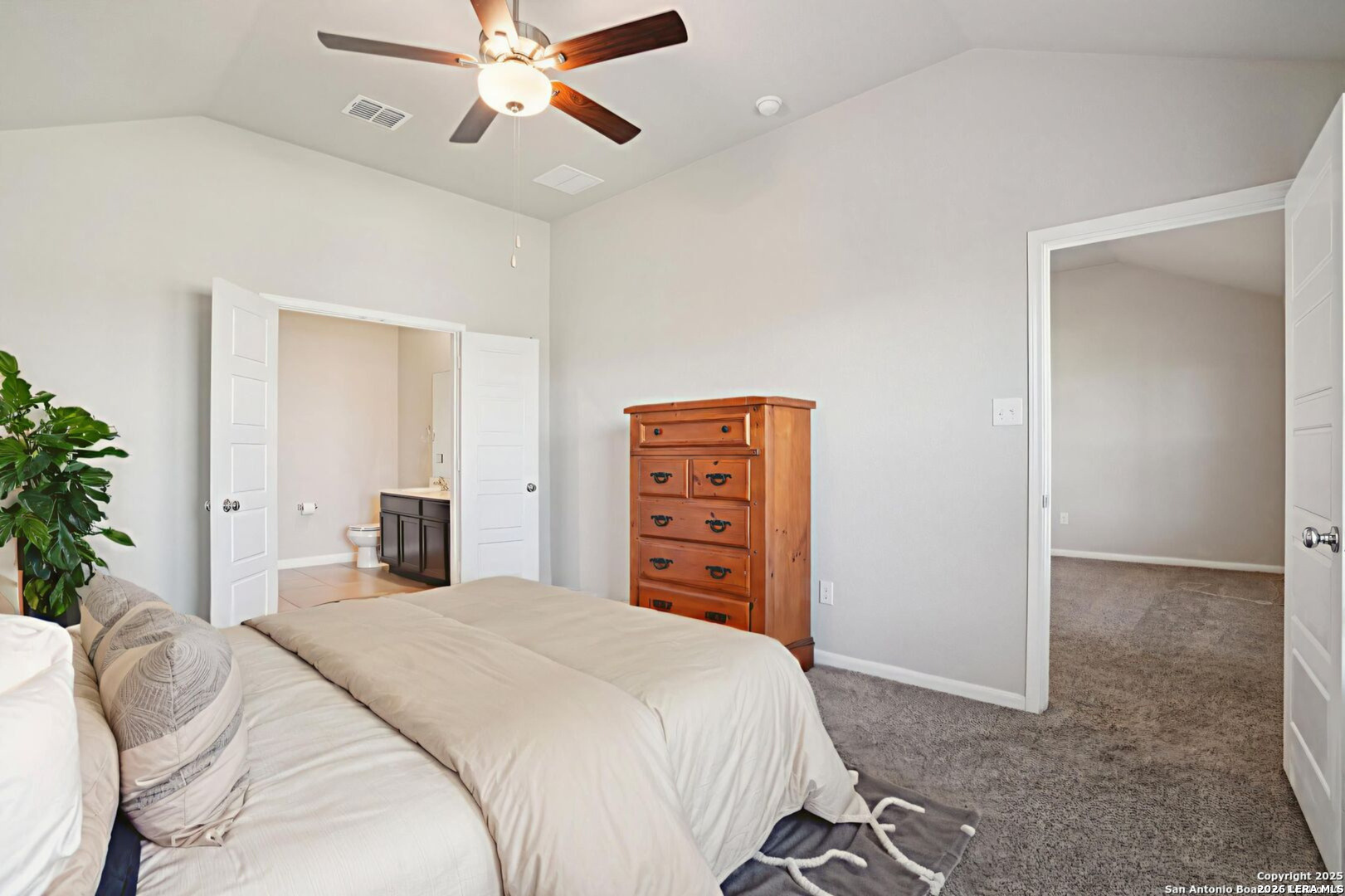 7019 Vista Loop San Antonio TX 78233