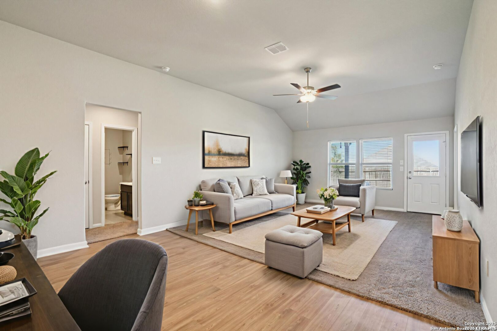 7019 Vista Loop San Antonio TX 78233
