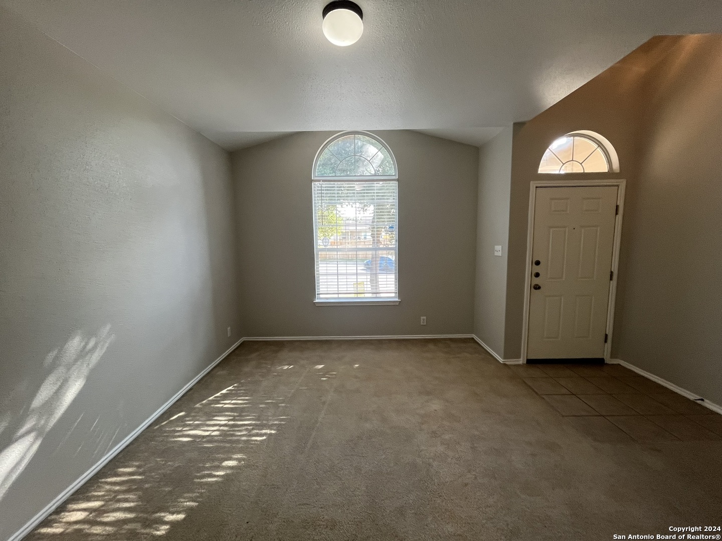 5302 Lowry Peterson San Antonio TX 78227