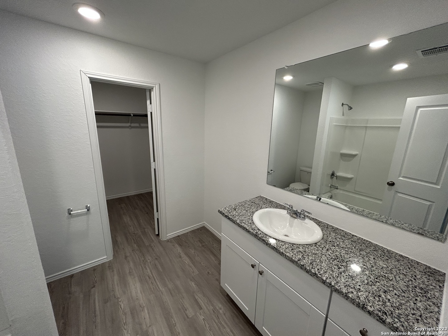 9946 Dicket Mead Road San Antonio TX 78254