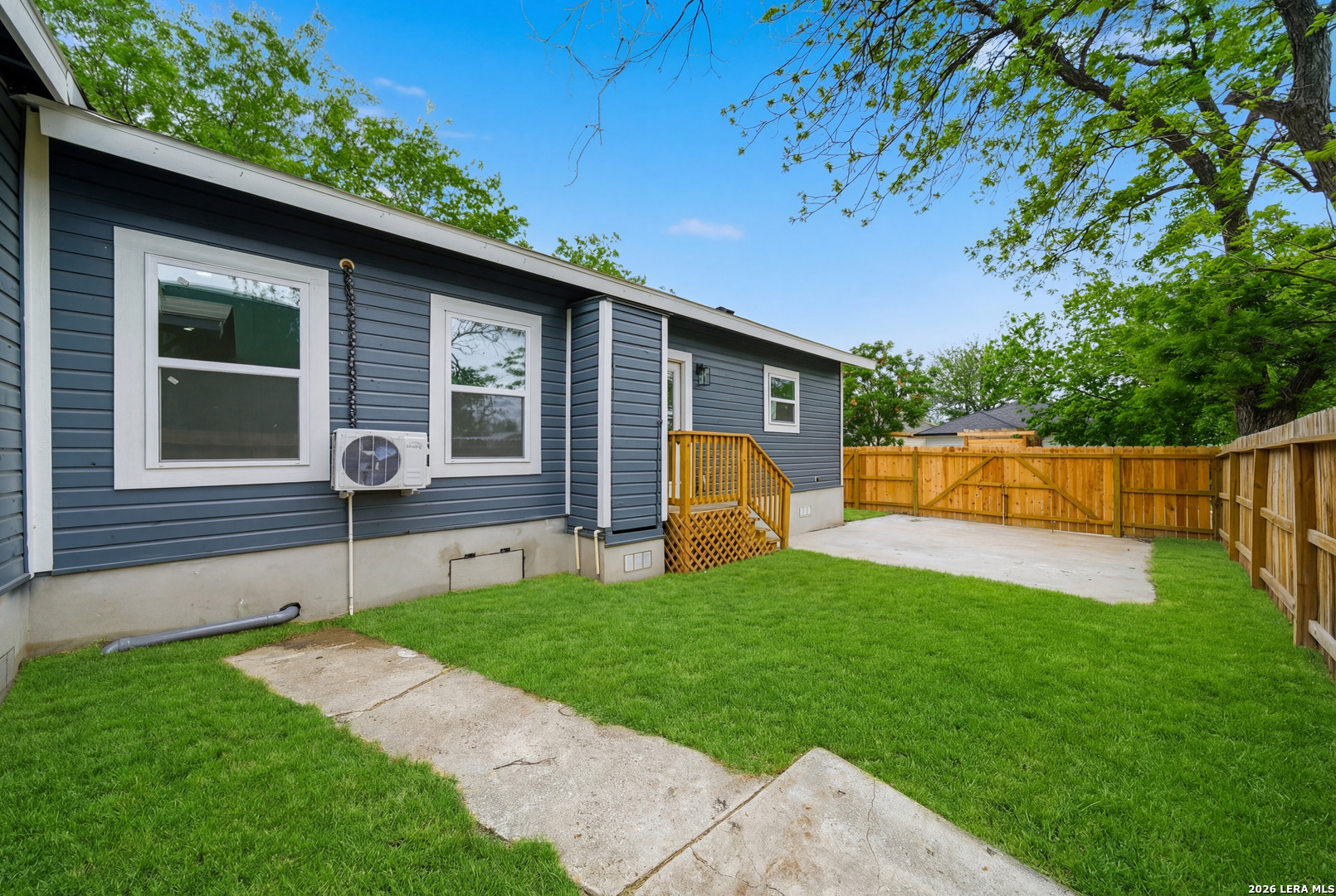 1225 Burnet San Antonio TX 78202