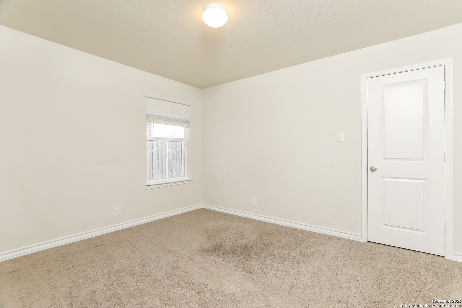6830 Whisper Grove San Antonio TX 78252