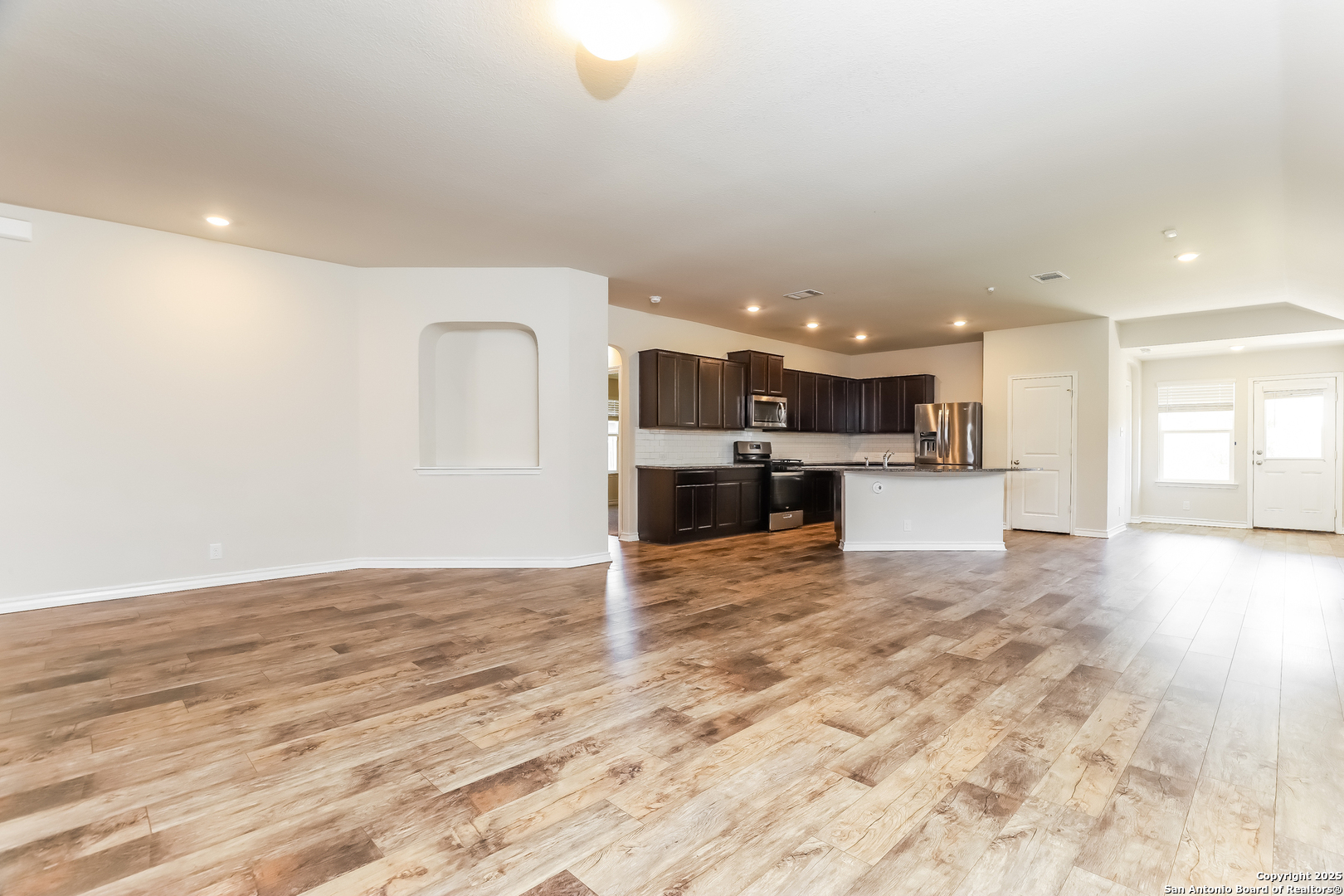 6830 Whisper Grove San Antonio TX 78252