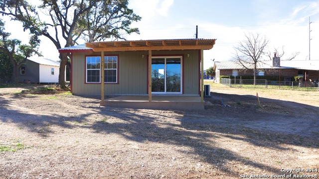 23 Us Highway 87 Comfort TX 78013