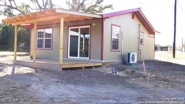 23 Us Highway 87 Comfort TX 78013
