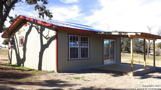 23 Us Highway 87 Comfort TX 78013