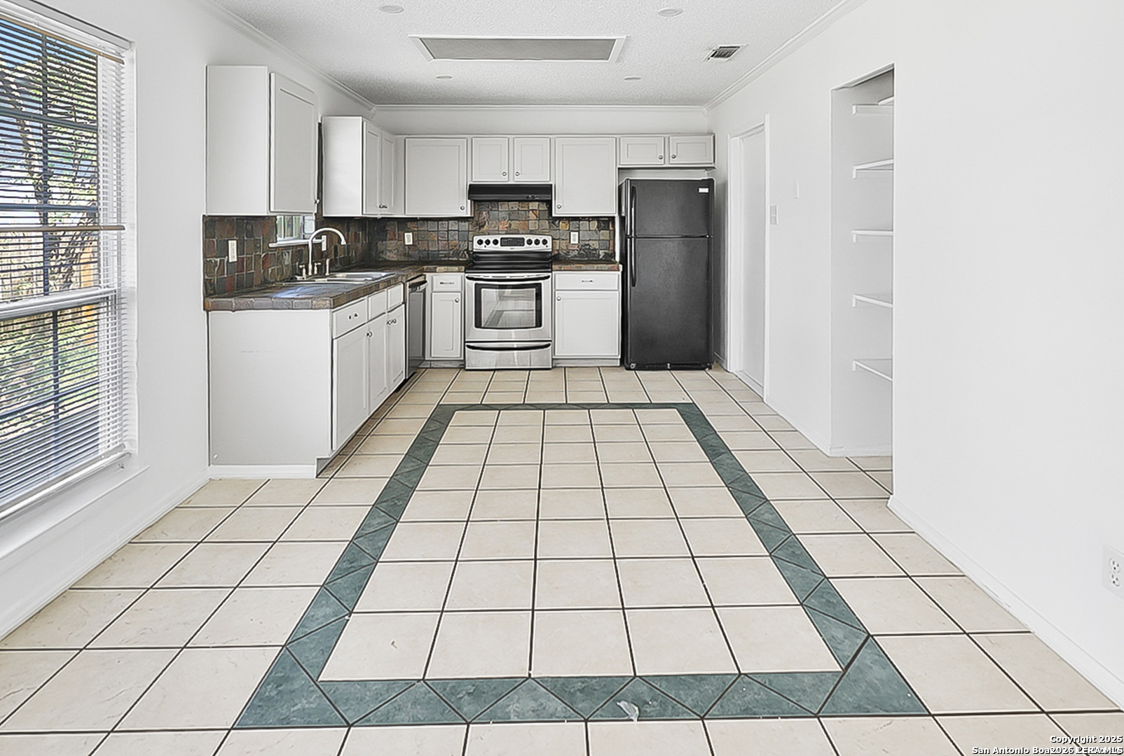3815 Pipers Crest San Antonio TX 78251