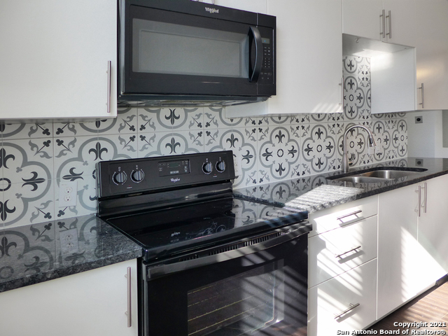 432 S Olive Street San Antonio TX 78203