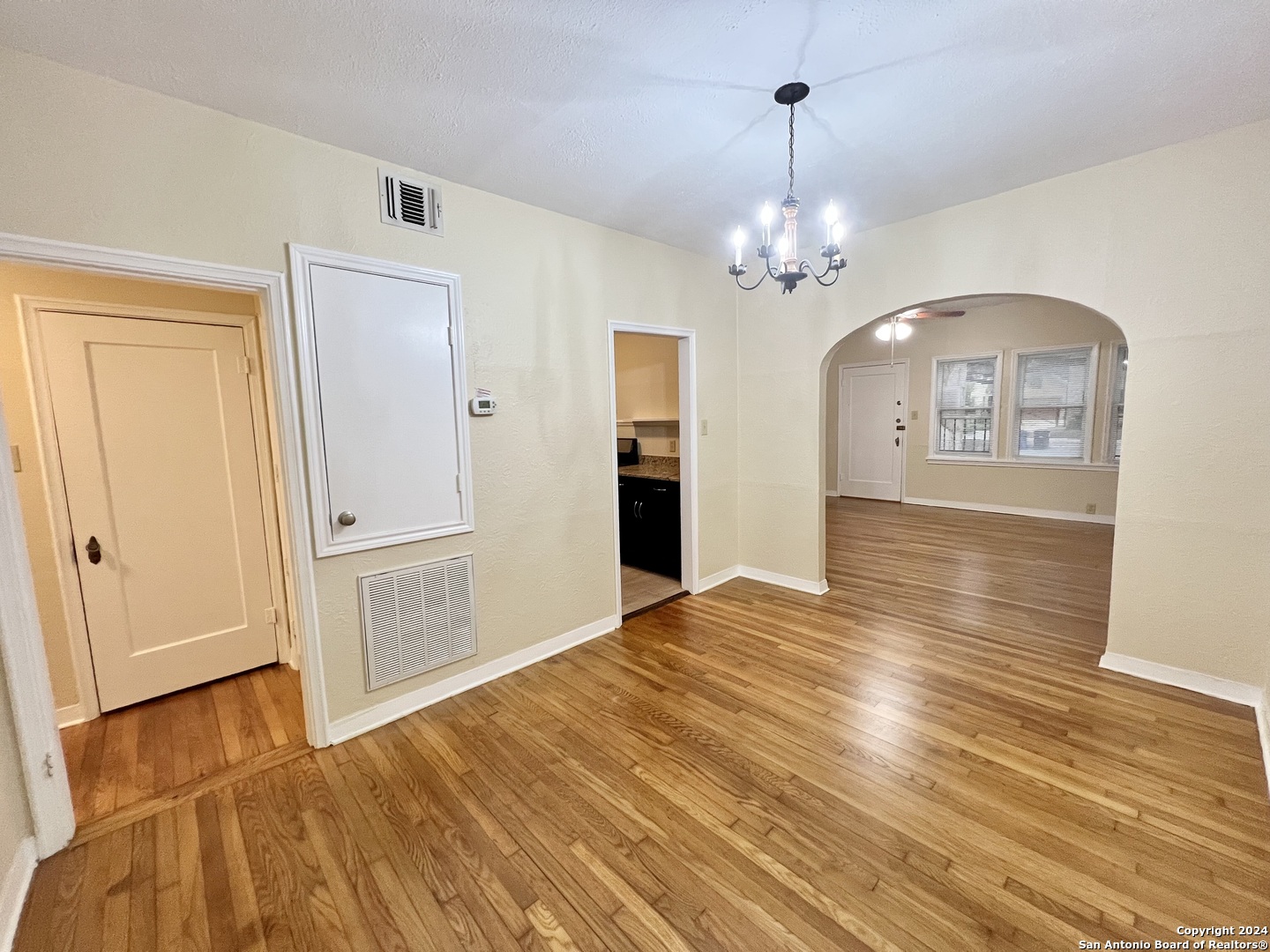 218 E Rosewood Avenue San Antonio TX 78212